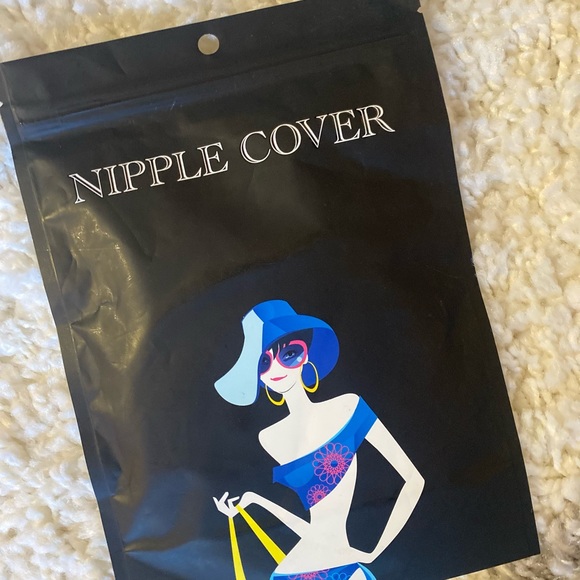 Silicone invisible uplift sticky self adhesive bra nipple covers size large NWT - Picture 3 of 3